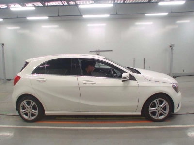 MERCEDES BENZ A CLASS