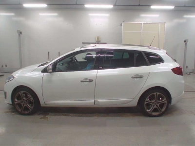 RENAULT MEGANE ESTATE