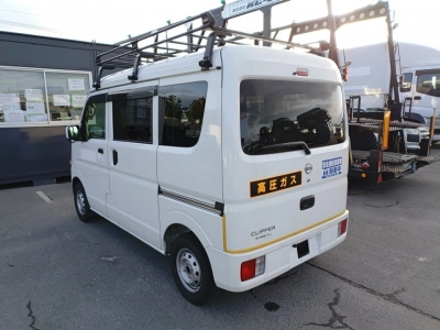 NISSAN CLIPPER