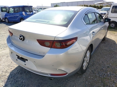 MAZDA MAZDA3