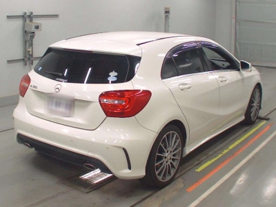 MERCEDES BENZ A CLASS