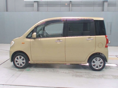 DAIHATSU TANTO EXE