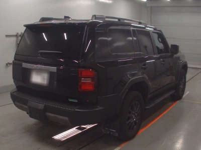 TOYOTA LAND CRUISER 250