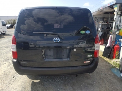 TOYOTA SUCCEED WAGON