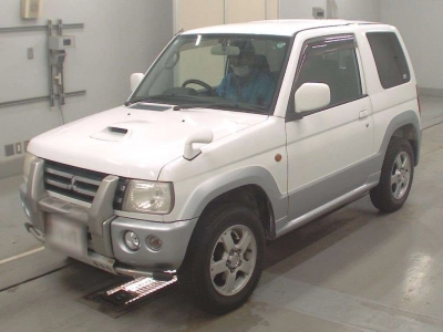 MITSUBISHI PAJERO MINI