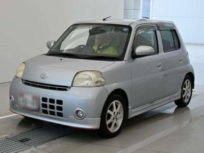 DAIHATSU ESSE