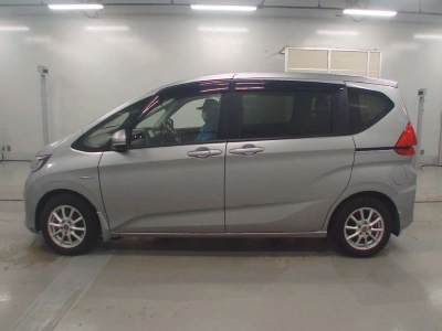 HONDA FREED HYBRID