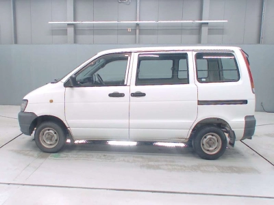 TOYOTA TOWN ACE VAN