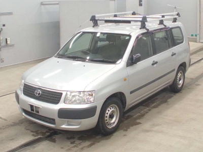 TOYOTA SUCCEED VAN