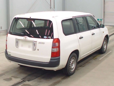 TOYOTA SUCCEED VAN