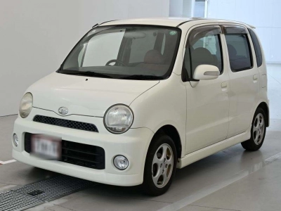 DAIHATSU MOVE LATTE