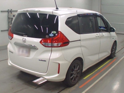 HONDA FREED HYBRID