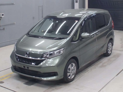 HONDA FREED HYBRID