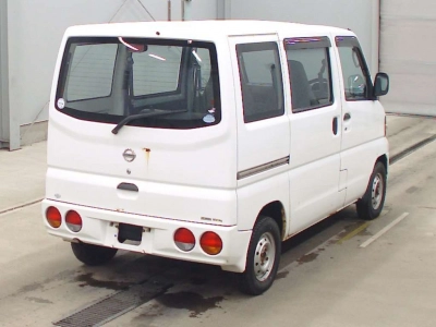 NISSAN CLIPPER VAN