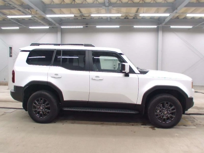 TOYOTA LAND CRUISER 250