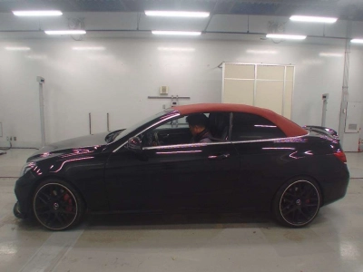 MERCEDES BENZ E CLASS