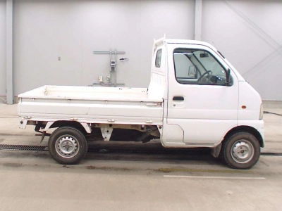 SUZUKI CARRY TRUCK