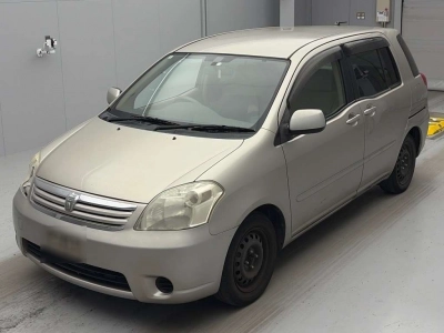 TOYOTA RAUM
