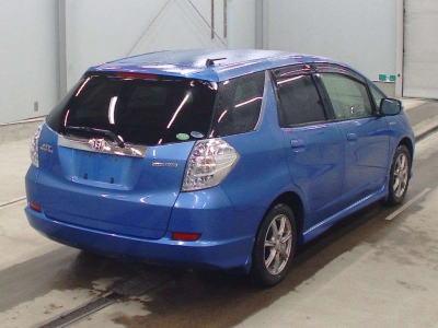 HONDA FIT SHUTTLE HYBRID