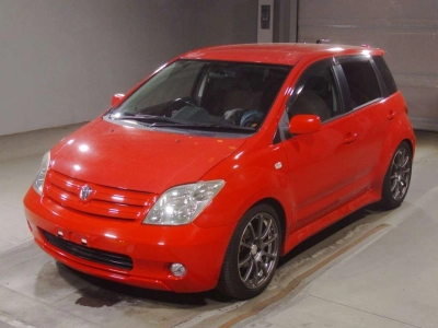 TOYOTA IST