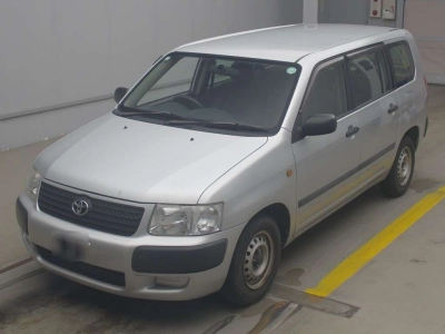 TOYOTA SUCCEED VAN