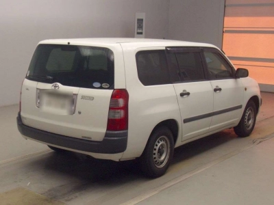 TOYOTA SUCCEED VAN