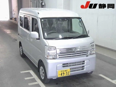 NISSAN CLIPPER