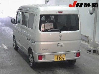 NISSAN CLIPPER