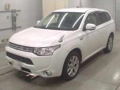MITSUBISHI OUTLANDER PHEV