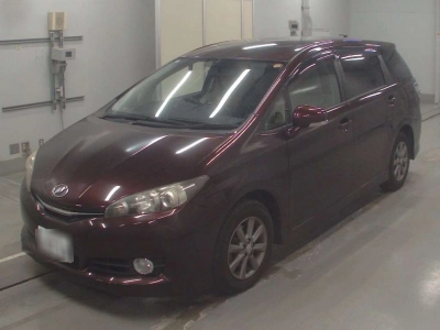 TOYOTA WISH
