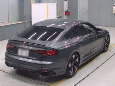AUDI RS 5 SPORTBACK