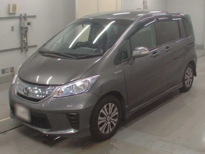 HONDA FREED HYBRID
