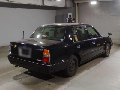 TOYOTA CROWN COMFORT