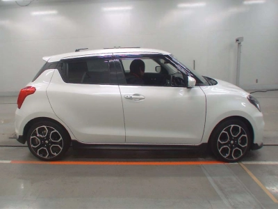 SUZUKI SWIFT SPORTS