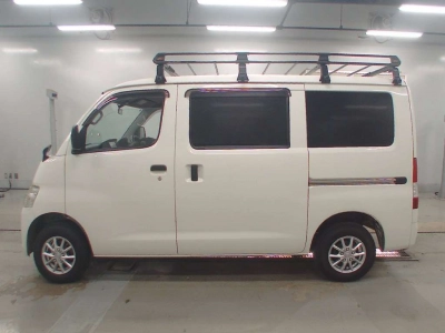 TOYOTA TOWN ACE VAN