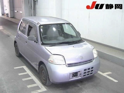 DAIHATSU ESSE