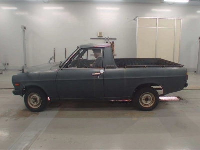 NISSAN SUNNY TRUCK