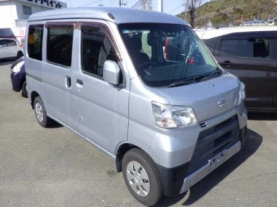 DAIHATSU HIJET VAN
