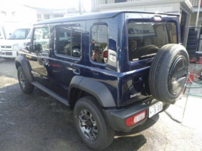 SUZUKI JIMNY NOMADE