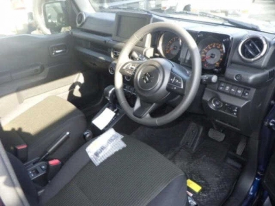 SUZUKI JIMNY NOMADE