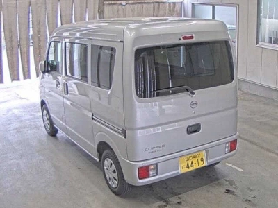 NISSAN CLIPPER VAN