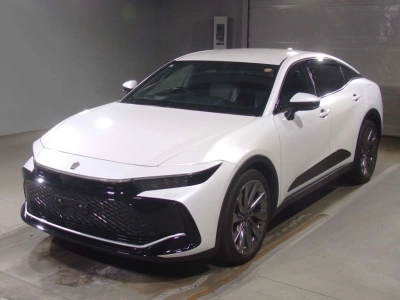 TOYOTA CROWN CROSSOVER