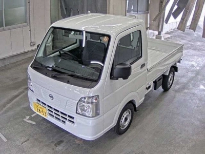 NISSAN CLIPPER