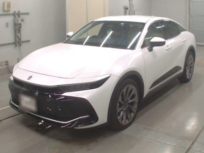 TOYOTA CROWN CROSSOVER