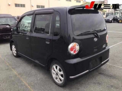 DAIHATSU MOVE LATTE