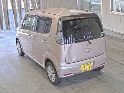 SUZUKI MRWAGON