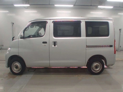 TOYOTA TOWN ACE VAN