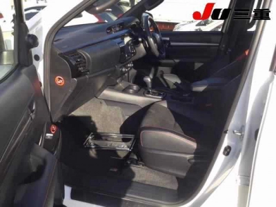 TOYOTA HILUX PICK UP