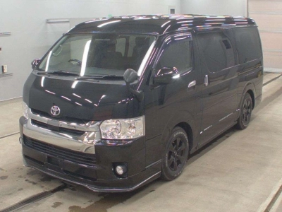 TOYOTA HIACE WAGON