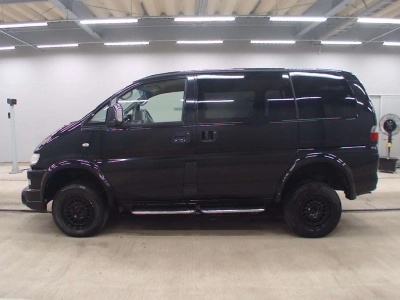 MITSUBISHI DELICA SPACE GEAR